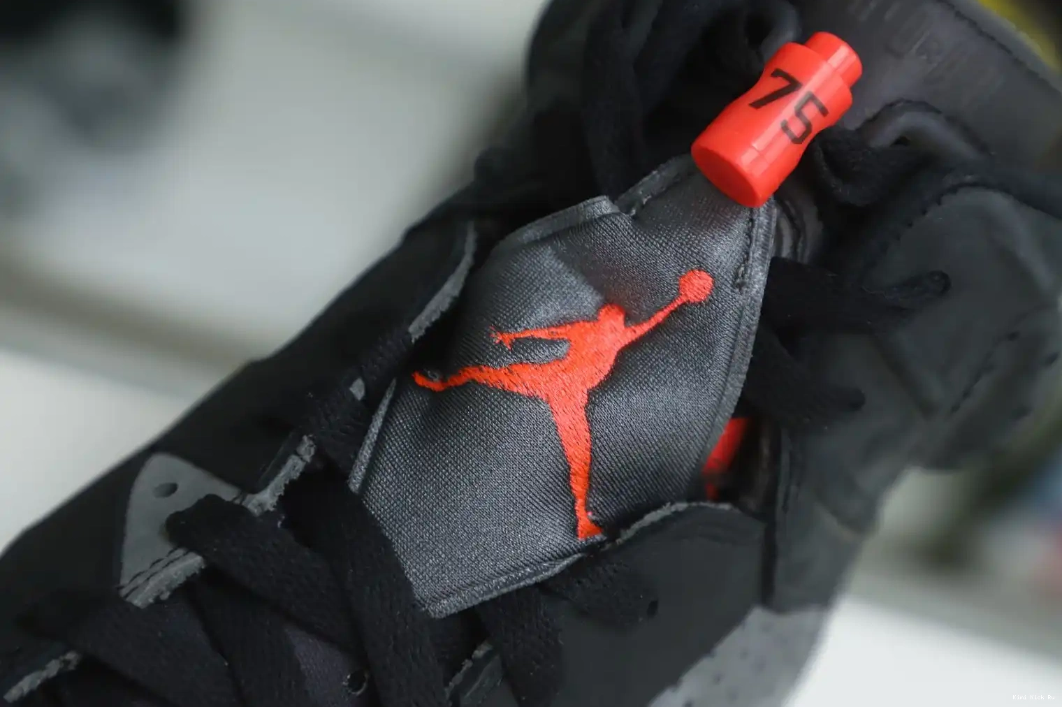 PARIS JORDAN 'IRON AIR 6 RETRO Kimikick GREY' X SAINT-GERMAIN 0809
